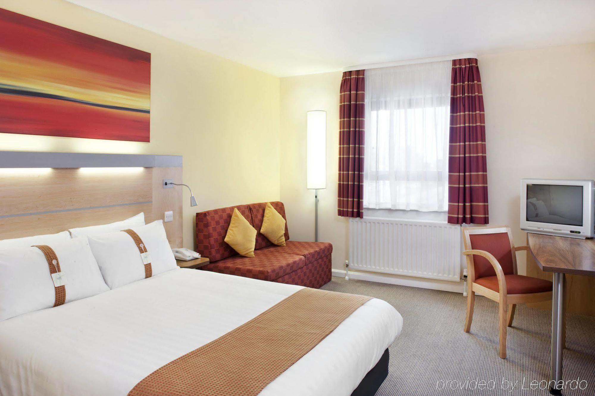 Holiday Inn Express Antrim By Ihg Quarto foto